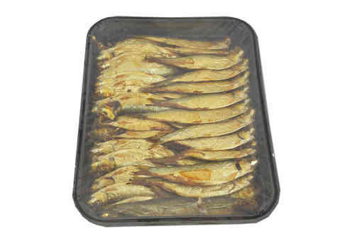 Sprotten rund mit Kopf ,Kaltgeräuchert